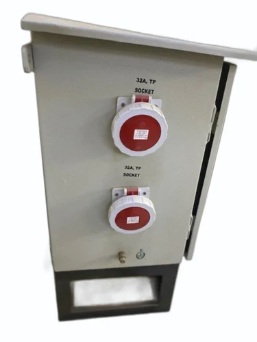 100 A Power Distribution Board